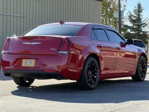 2016 Chrysler 300 S
