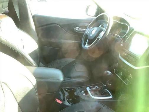 True Blue Pearlcoat 2016 Jeep Cherokee Limited