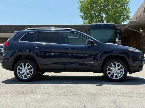 True Blue Pearlcoat 2016 Jeep Cherokee Limited