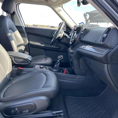 2018 MINI Countryman Cooper