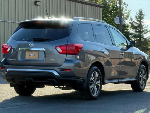 2018 Nissan Pathfinder S