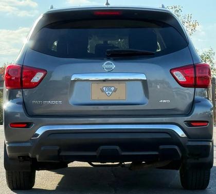 2018 Nissan Pathfinder S