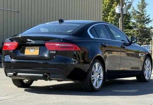 2019 Jaguar XE 25t