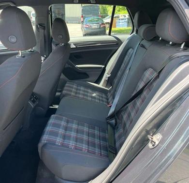 2017 Volkswagen Golf GTI 2.0T S 4-Door