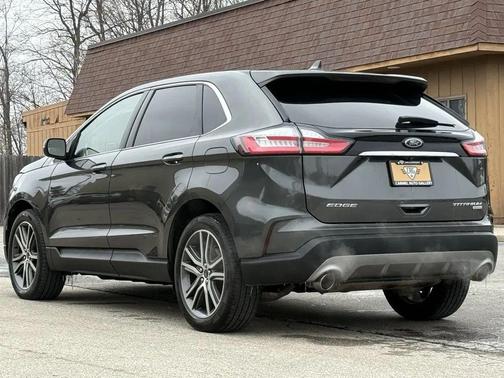 2019 Ford Edge Titanium