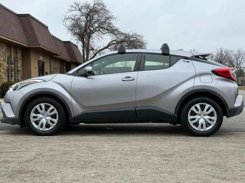2019 Toyota C-HR LE