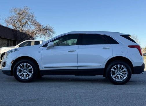 2017 Cadillac XT5 Base