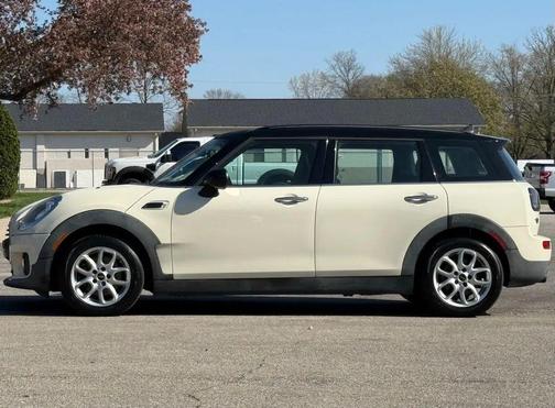Pepper White 2016 MINI Clubman Cooper