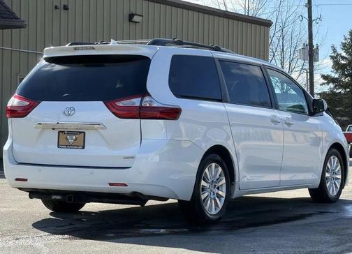 2016 Toyota Sienna Limited