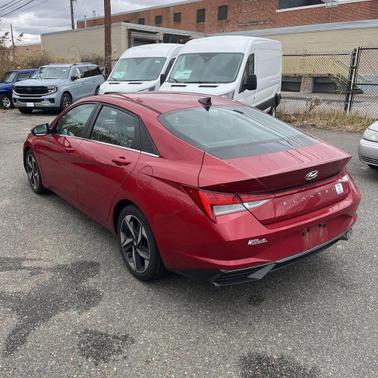 2021 Hyundai ELANTRA SEL