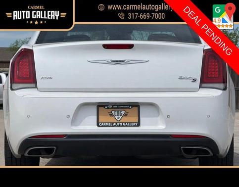 Ivory Tri-Coat Pearl 2016 Chrysler 300 S