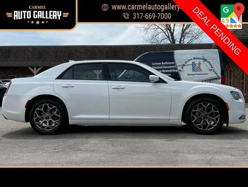 Ivory Tri-Coat Pearl 2016 Chrysler 300 S