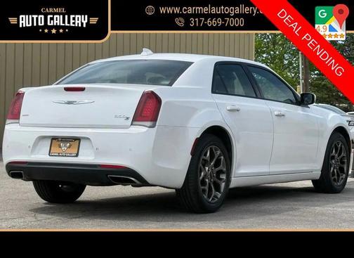 Ivory Tri-Coat Pearl 2016 Chrysler 300 S