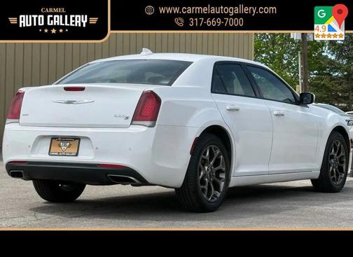 Ivory Tri-Coat Pearl 2016 Chrysler 300 S