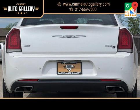 Ivory Tri-Coat Pearl 2016 Chrysler 300 S