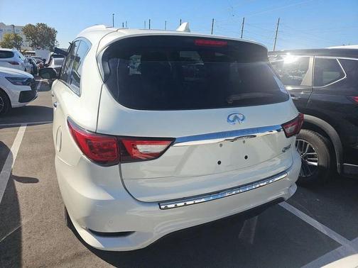 2017 INFINITI QX60 Base