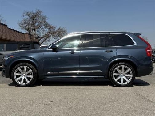 2019 Volvo XC90 T6 Inscription