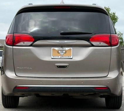 Molten Silver 2017 Chrysler Pacifica Touring-L