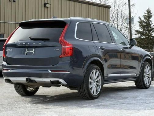 2019 Volvo XC90 Hybrid T8 Inscription