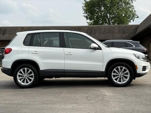 2017 Volkswagen Tiguan Limited 2.0T