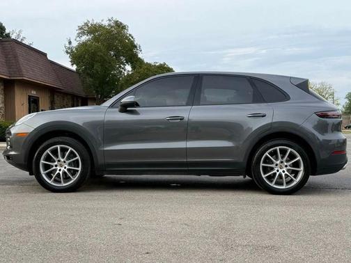 2019 Porsche Cayenne Cayenne