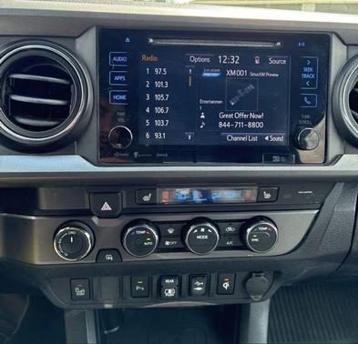 Midnight Black Metallic 2019 Toyota Tacoma TRD Off-Road