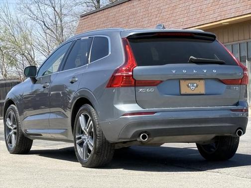 2019 Volvo XC60 T5 Momentum