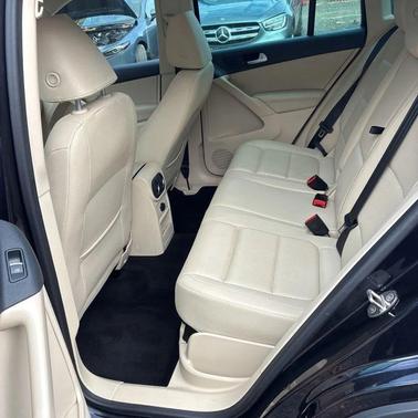 2017 Volkswagen Tiguan 2.0T Wolfsburg Edition