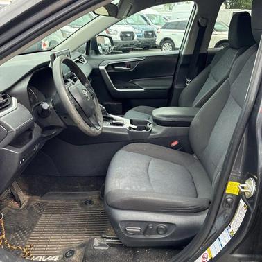 Magnetic Gray Metallic 2019 Toyota RAV4 XLE