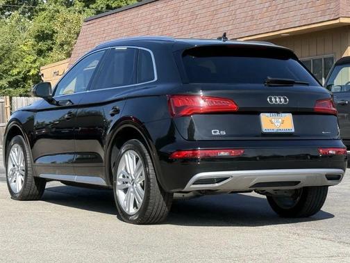 2020 Audi Q5 45 Premium Plus