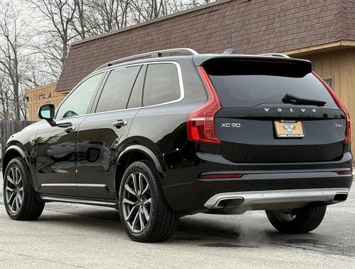 2019 Volvo XC90 T6 Momentum