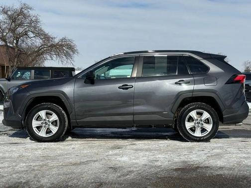 2020 Toyota RAV4 Hybrid LE