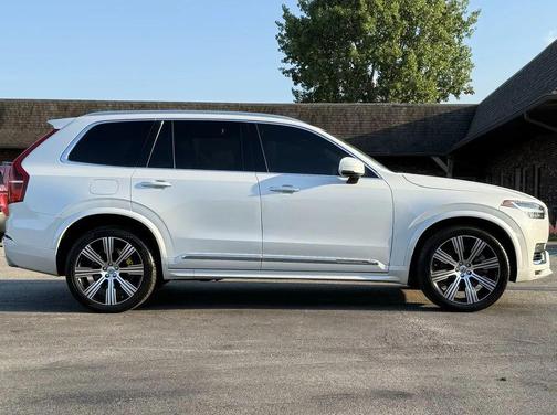 2021 Volvo XC90 Recharge Plug-In Hybrid T8 Inscription 7 Passenger