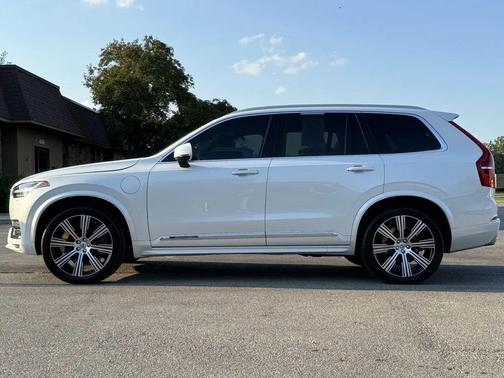 2021 Volvo XC90 Recharge Plug-In Hybrid T8 Inscription 7 Passenger