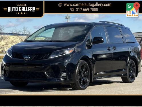 2020 Toyota Sienna SE