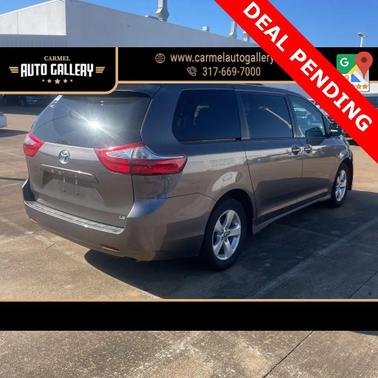 2020 Toyota Sienna LE