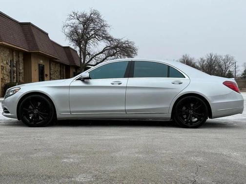 2015 Mercedes-Benz S-Class S 550