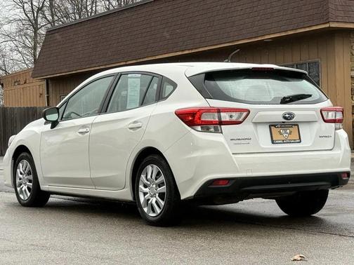 2019 Subaru Impreza 2.0i