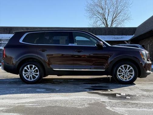 2022 Kia Telluride LX