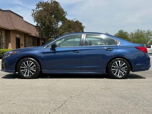 Abyss Blue Pearl 2019 Subaru Legacy Premium