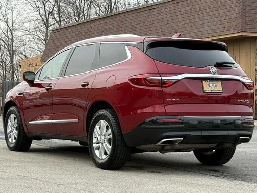 2018 Buick Enclave Essence