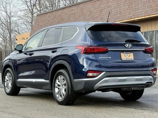 2019 Hyundai SANTA FE SE 2.4