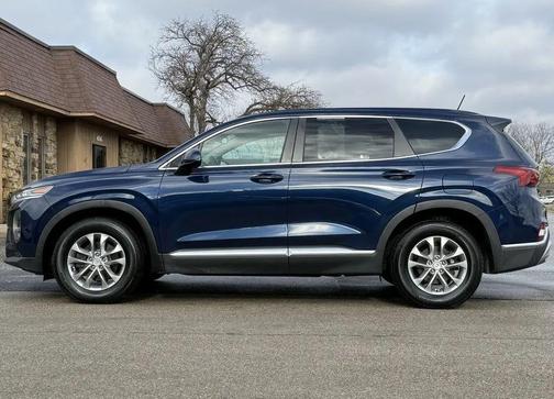2019 Hyundai SANTA FE SE 2.4