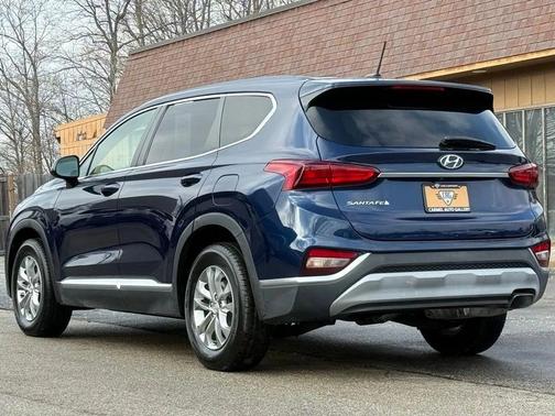 2019 Hyundai SANTA FE SE 2.4