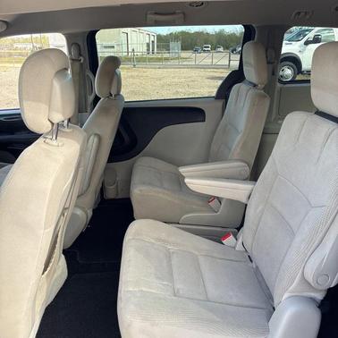 Brilliant Black Crystal Pearlcoat 2016 Dodge Grand Caravan AVP/SE