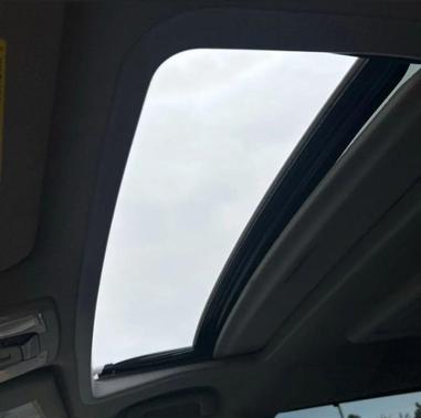 Celestial Silver Metallic 2019 Toyota Sienna XLE Premium