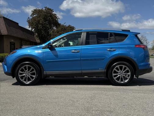 2017 Toyota RAV4 Hybrid Limited