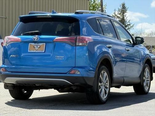 2017 Toyota RAV4 Hybrid Limited