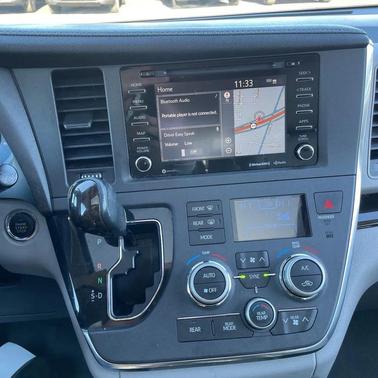 2019 Toyota Sienna XLE