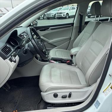 2018 Volkswagen Passat 2.0T SE